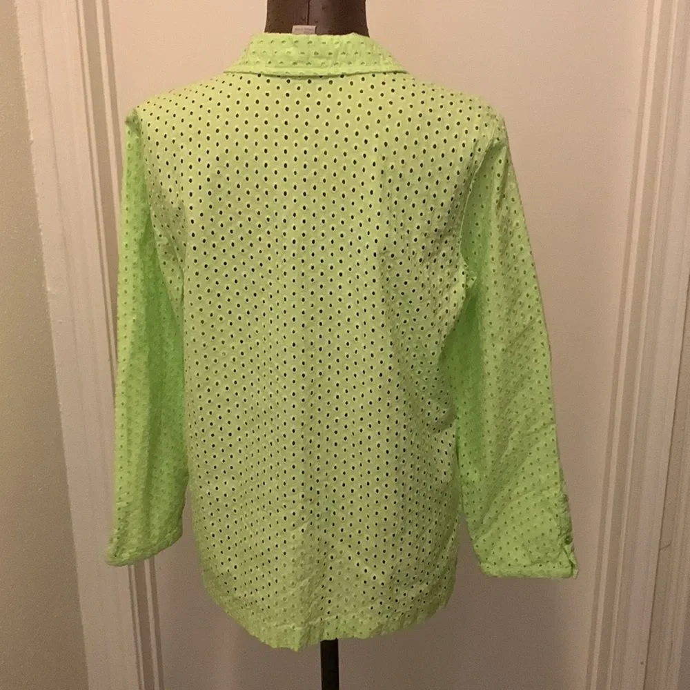 3for$20 button front m - Picture 2 of 3